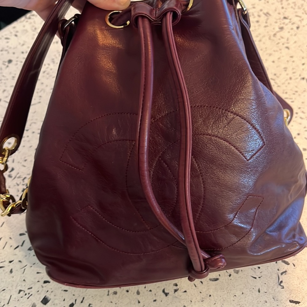 CHANEL 80’s vintage bucket bag